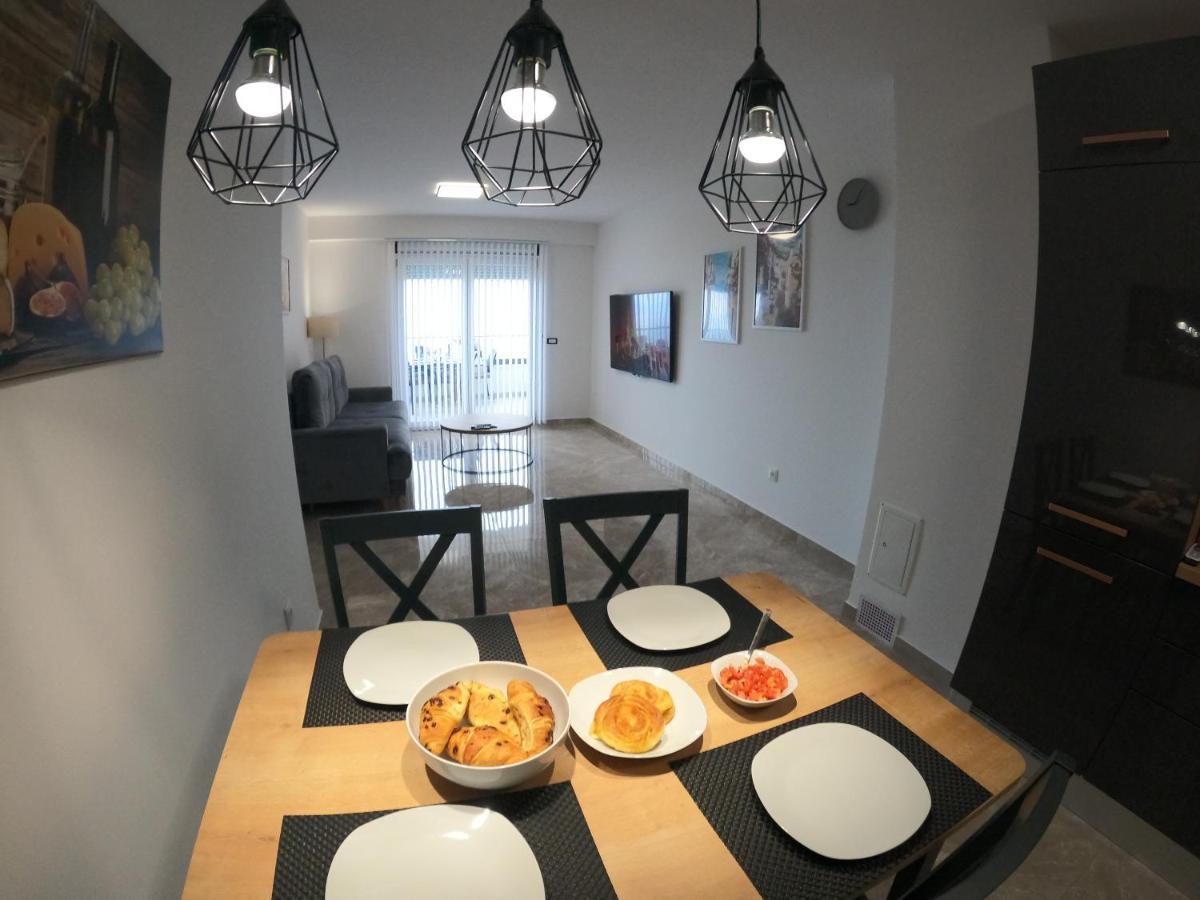 Apartment Dalmatino Makarska Exterior foto